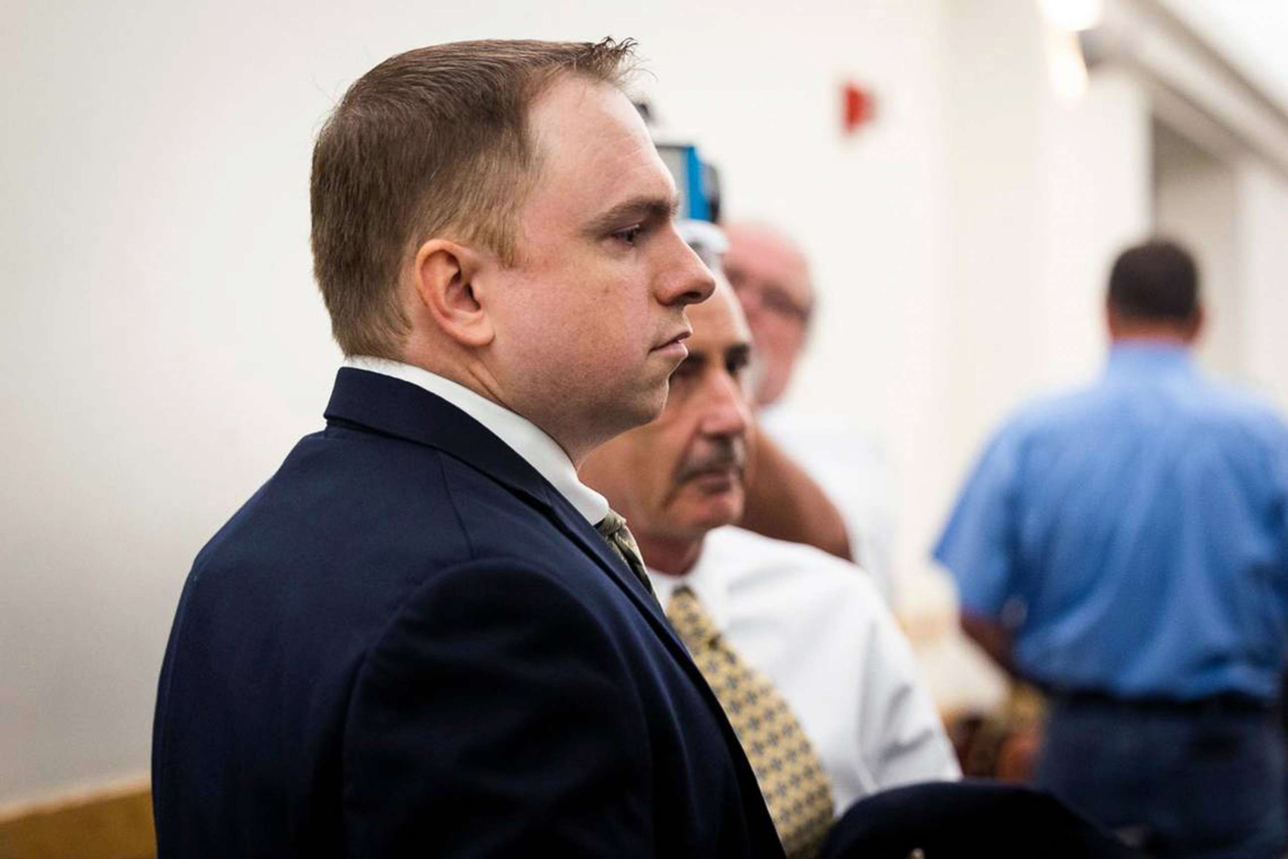 PHOTO: Aaron Dean walks into the courtroom for a recusal hearing on Judge David Hagerman's status in the former Fort Worth officer's murder case on June 23, 2022, in Fort Worth, Texas.