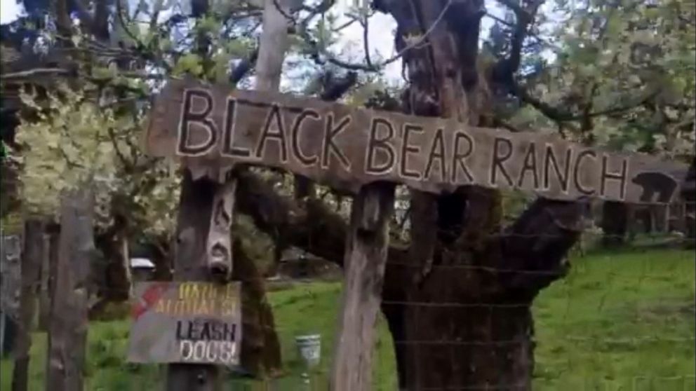 PHOTO: Elizabeth Thomas and Tad Cummins briefly stayed at Black Bear Ranch while on the run.