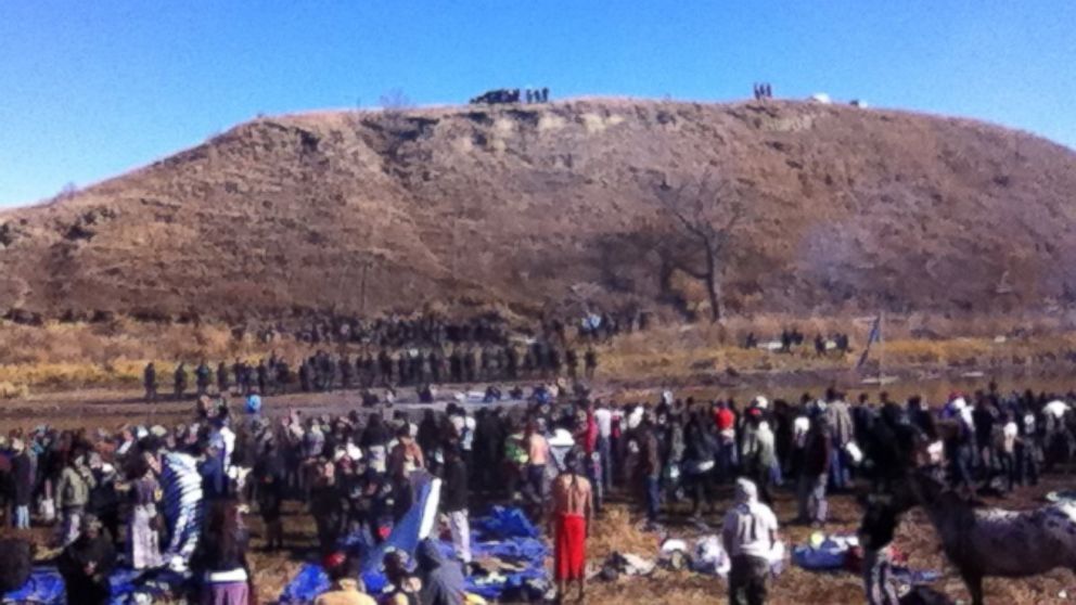 PHOTO: Local law enforcement and protesters pushing to block the Dakota Access pipeline clashed on Nov. 2, 2016 as tensions mount between the two groups.