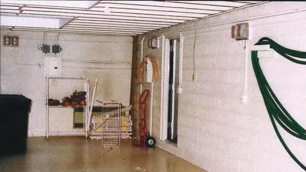 Another shot of Lee Miglin's garage where he was brutally murdered in 1997.