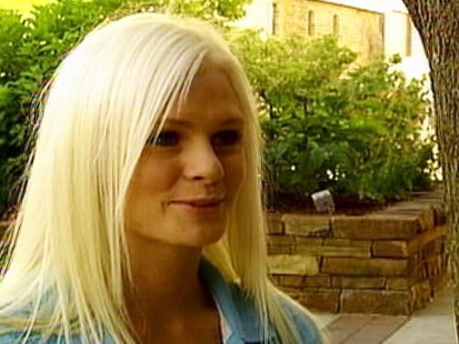 VIDEO: Detention officer Jessie Lunderby could lose her job after posing nude.