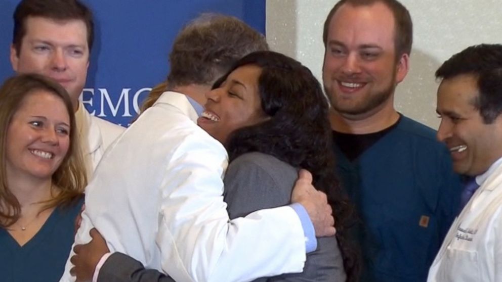 PHOTO: Dallas nurse Amber Vinson thanks Emory University Hospital medical staff at a press conference after recovering from Ebola, Oct. 28, 2014.