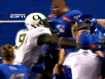 VIDEO: LeGarrette Blount punches Boise States Byron Hout after the game.
