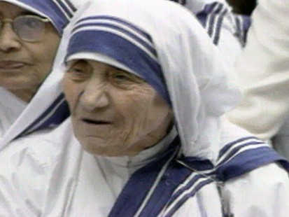 VIDEO: Mother Teresa Dies