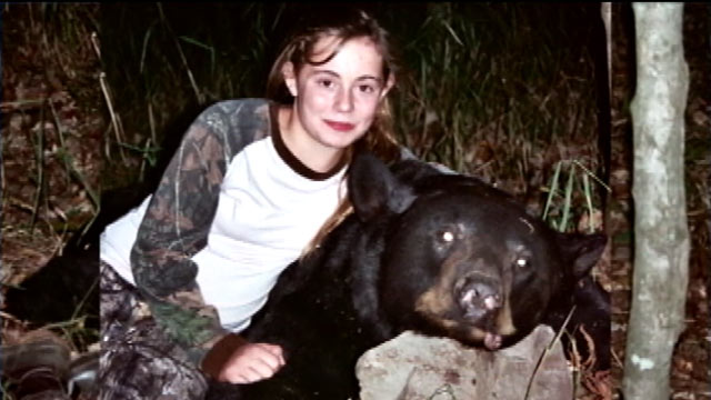 Wisconsin Girl's Bear-Hunting Dream Comes True at 11.
