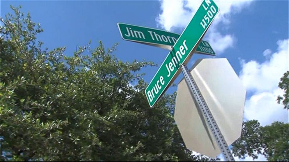 PHOTO: A screen grab from a video of a street sign of Bruce Jenner Lane in Austin, Texas.