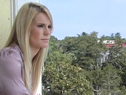 Video: College student fights for her religious beliefs.