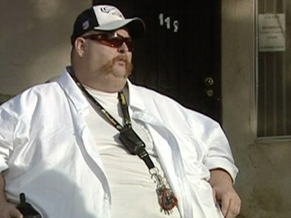 Video: Obese man says city is discriminating against him because of his weight.
