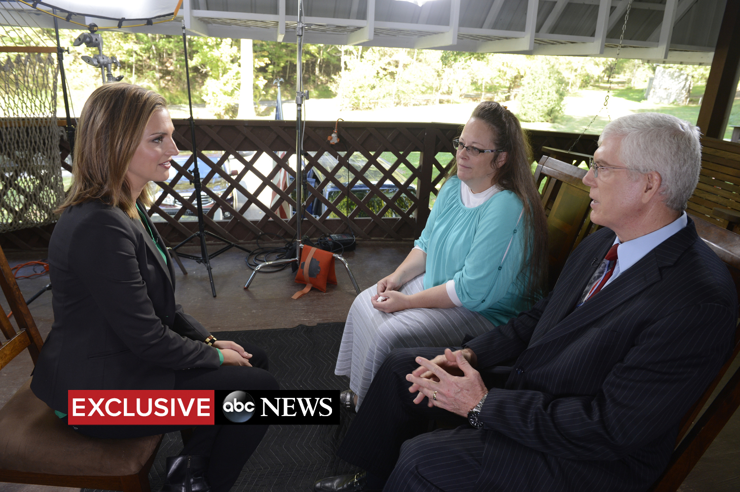 PHOTO: ABC News' Paula Faris sat down for an exclusive interview with Kentucky County Clerk Kim Davis in Morehead, Kentucky, on Sept. 21, 2015. 