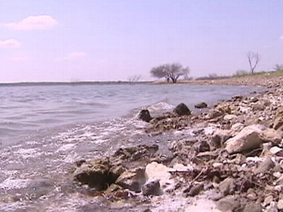 VIDEO: Zapata Countys popular Falcon Lake is a new flashpoint in drug war.
