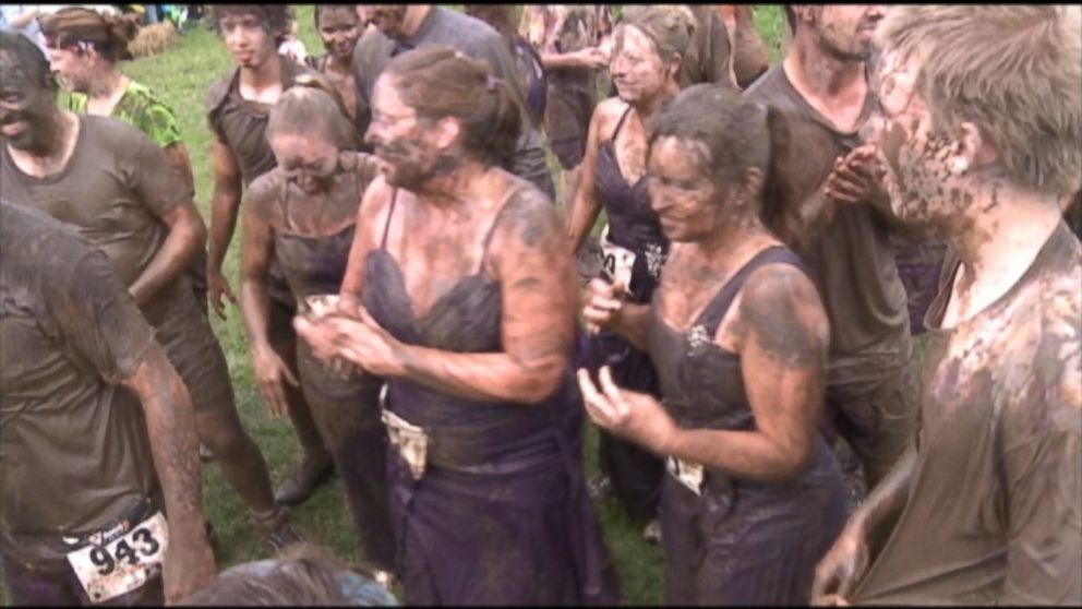 PHOTO: After Shannon Hall's death, family and friends decided to join Hall's four sisters in honoring Hall by participating in the Udder Mudder race, Sept. 20, 2014.