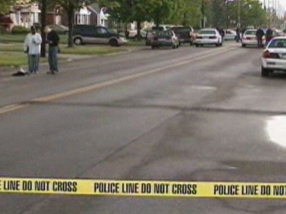 Video: Detroit police officer killed during shootout.