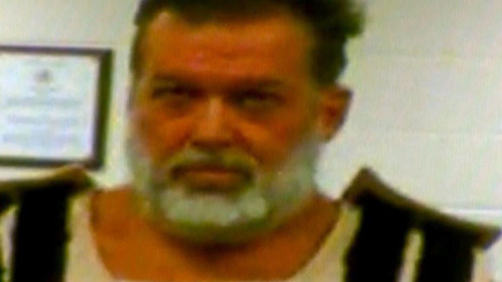 PHOTO: Planned Parenthood shooting suspect Robert Dear appears in court from El Paso County jail via video on Nov. 30, 2015.