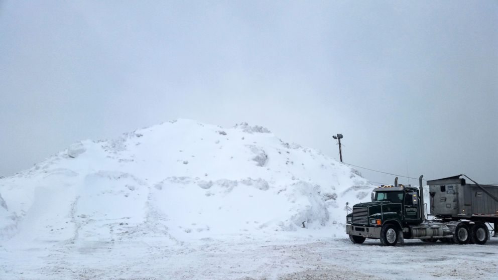VIDEO: Record Snowfall Hits Parts of Northeast