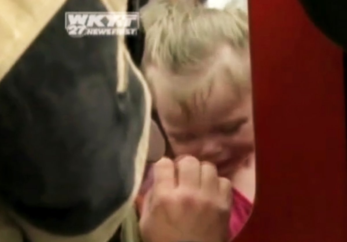 PHOTO: A customer at Commonwealth Coin Laundry in Lexington, Ky., saw that Kaytlyn Campbell, 2, was stuck inside the machine on Valentine’s Day and alerted Della Gallagher, who works at the laundromat.