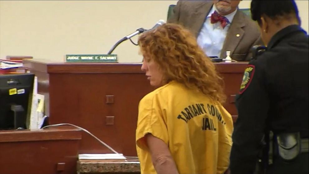 PHOTO: Tonya Couch appeared in court in Fort Worth, Texas, Jan. 8, 2016 for her arraignment for hindering the apprehension of a fugitive.