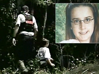 Video: Florida police search for Nadia Bloom.