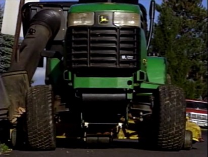 Video: Man arrested fro DUI while driving a tractor.