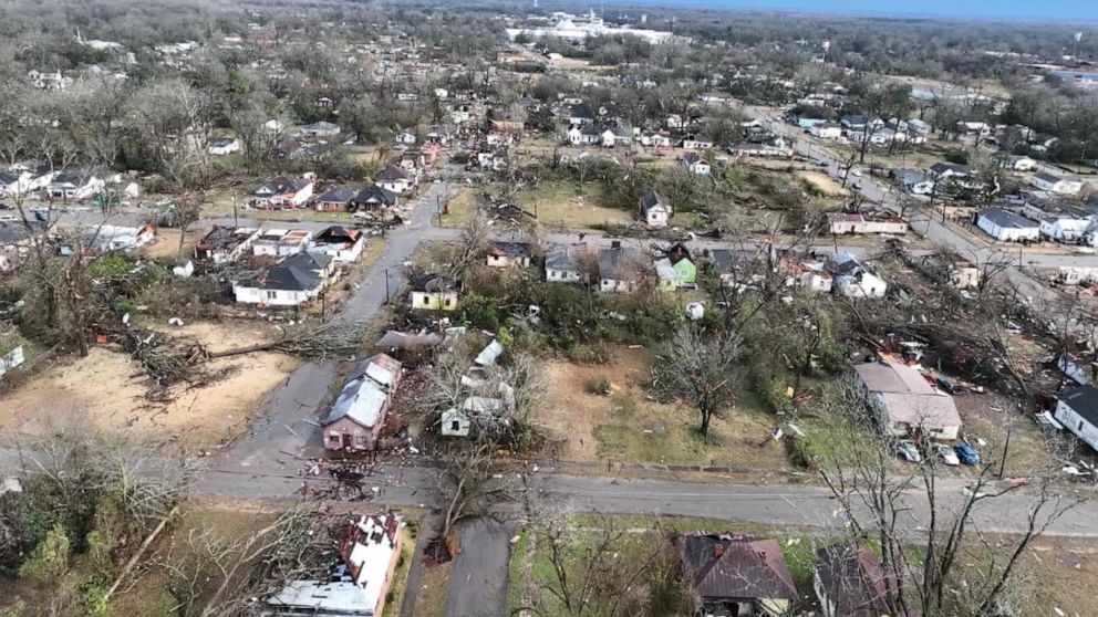 Video Tornado touches down in Selma, Alabama, causes ‘significant