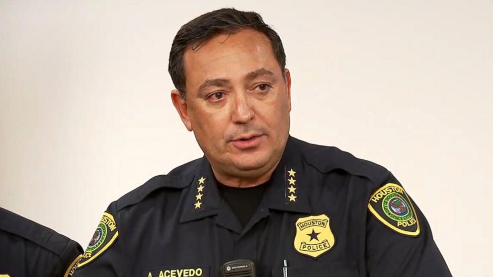 Houston police chief breaks down describing officer who died in Harvey ...