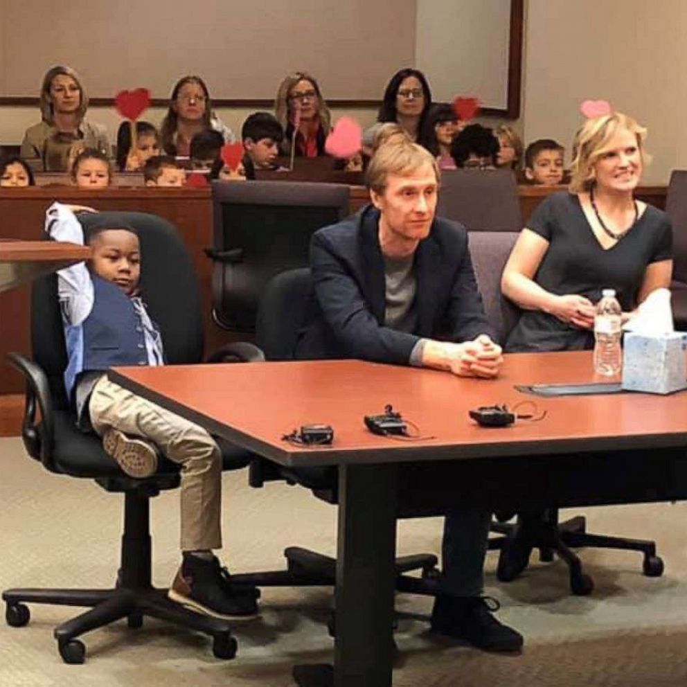 VIDEO: Kindergartner invites entire class to his adoption hearing in Michigan 