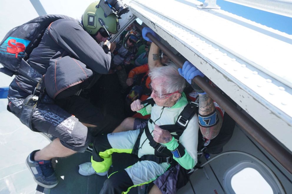PHOTO: Al Blaschke, 103, seeks the Guinness world record for tandem skydiving.