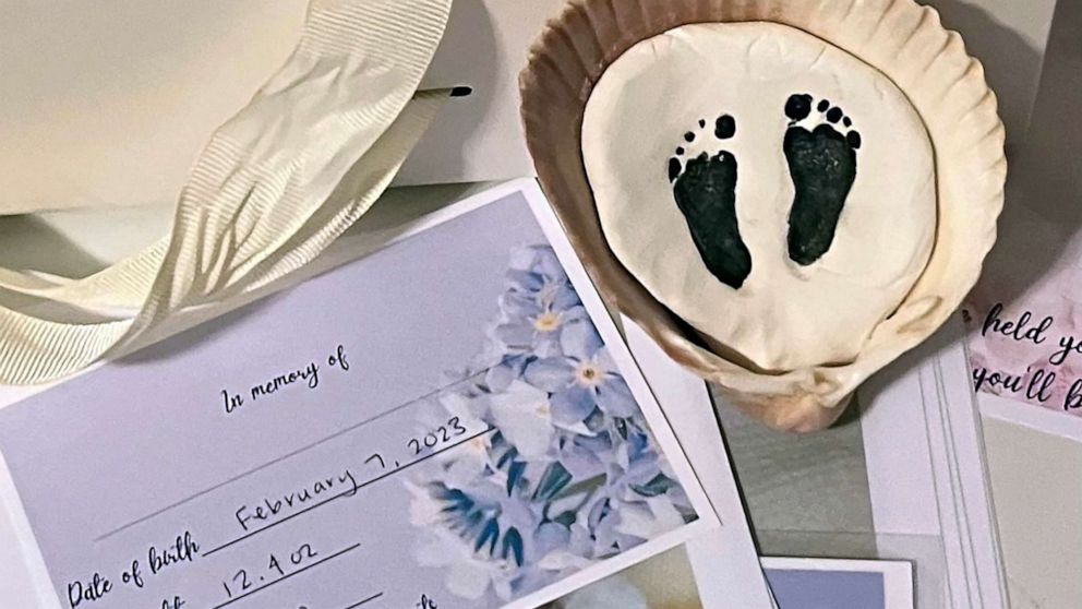PHOTO: The hospital where she received an abortion provided Kelly Shannon with mementos.