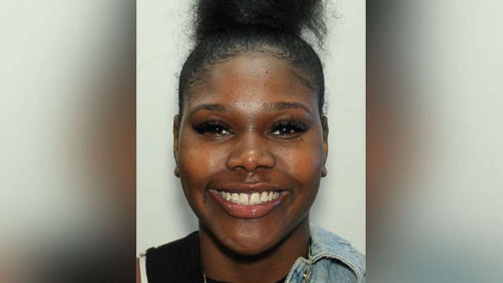 PHOTO: Alexis Crawford, a 21-year-old senior at Clark Atlanta University, was last seen at her off-campus apartment last Wednesday.