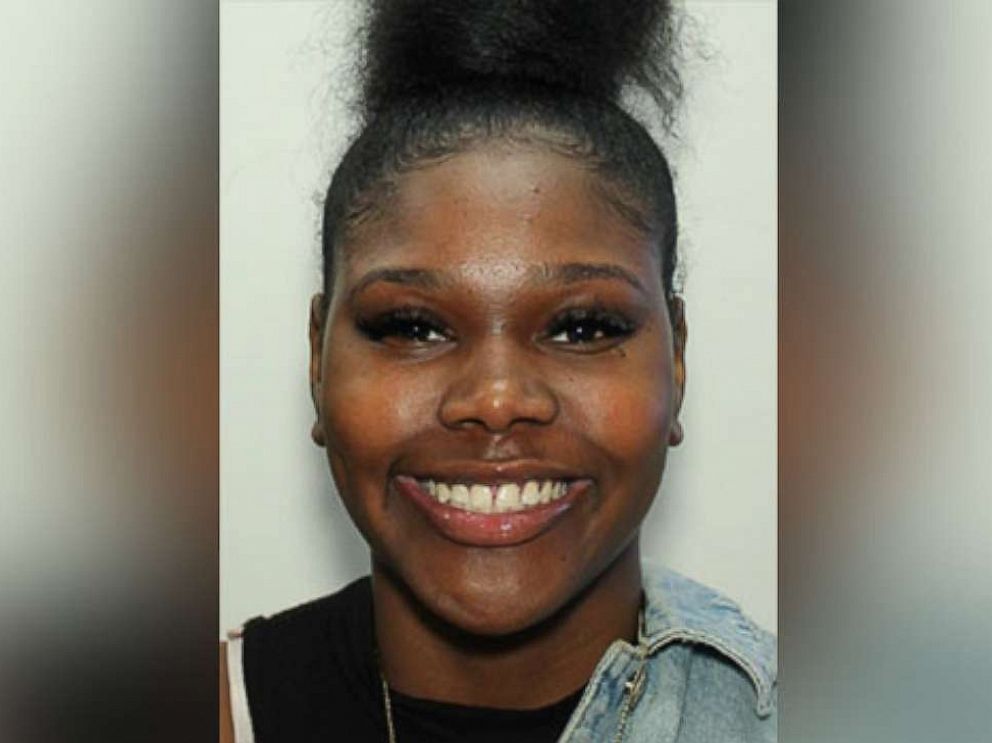 PHOTO: Alexis Crawford, a 21-year-old senior at Clark Atlanta University, was last seen at her off-campus apartment last Wednesday.