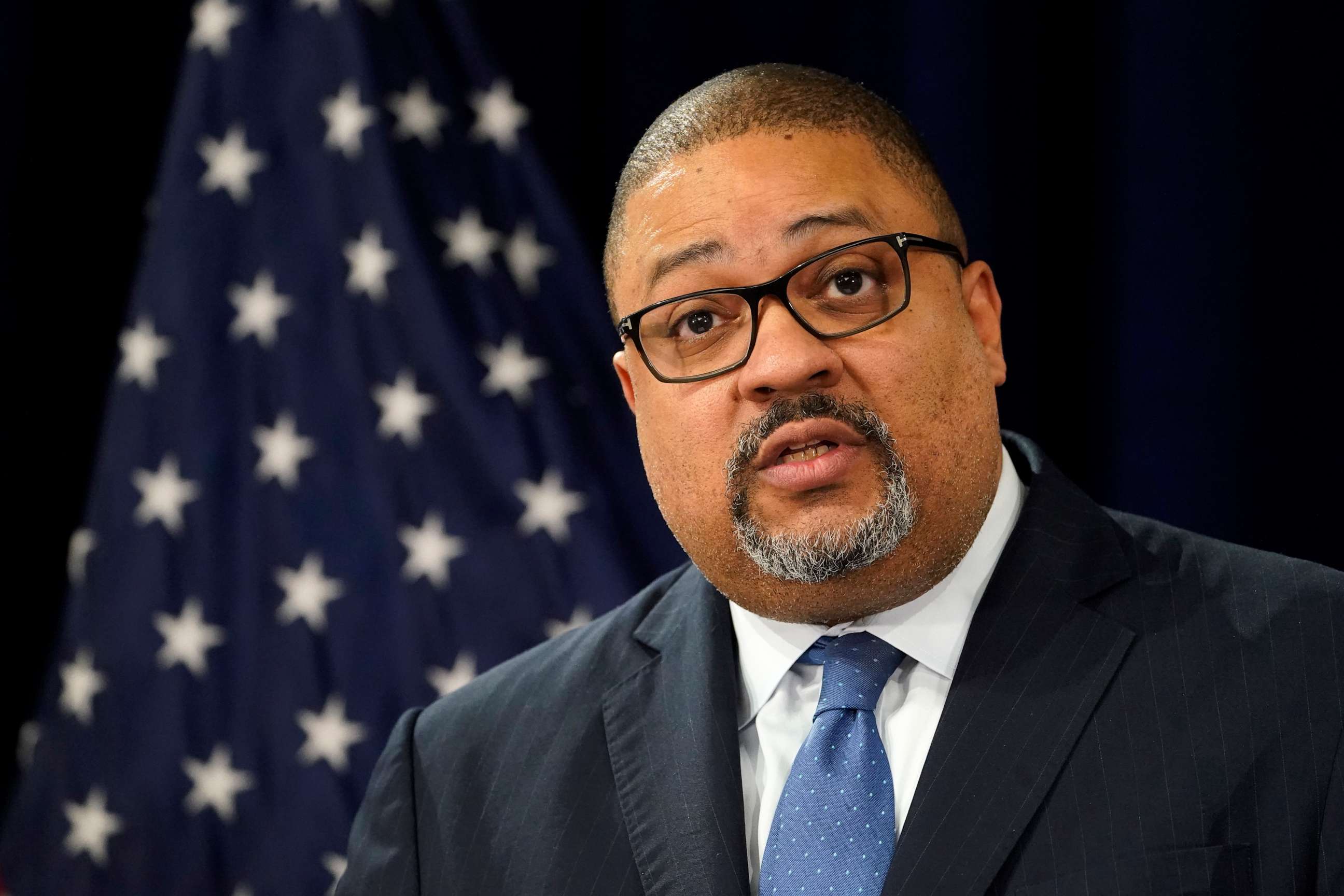 PHOTO: Manhattan District Attorney Alvin Bragg speaks at a press conference after the arraignment of former president Donald Trump in New York, April 4, 2023.