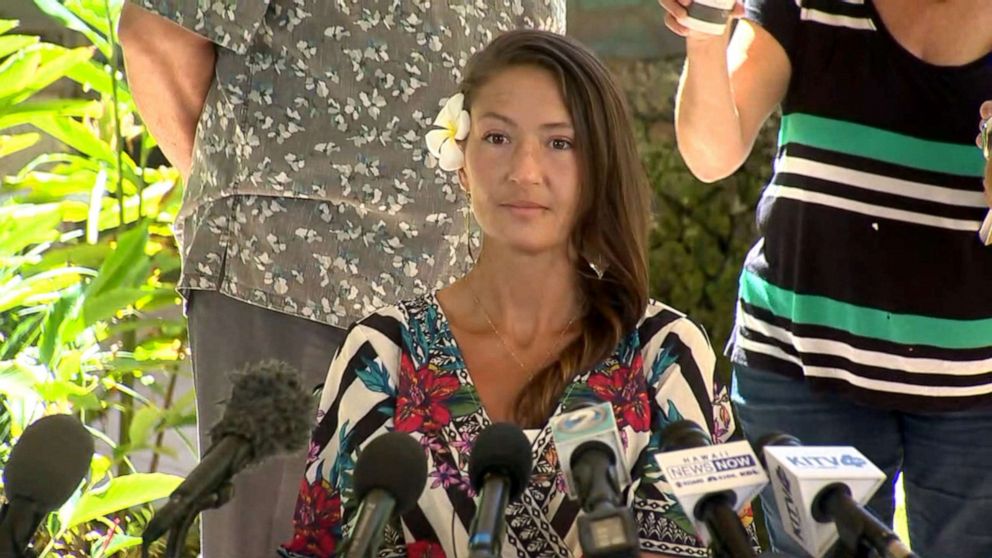 PHOTO: Amanda Eller, the yoga teacher who survived 17 days lost in a dense Hawaii forest, speaks to reporters, May 28, 2019.