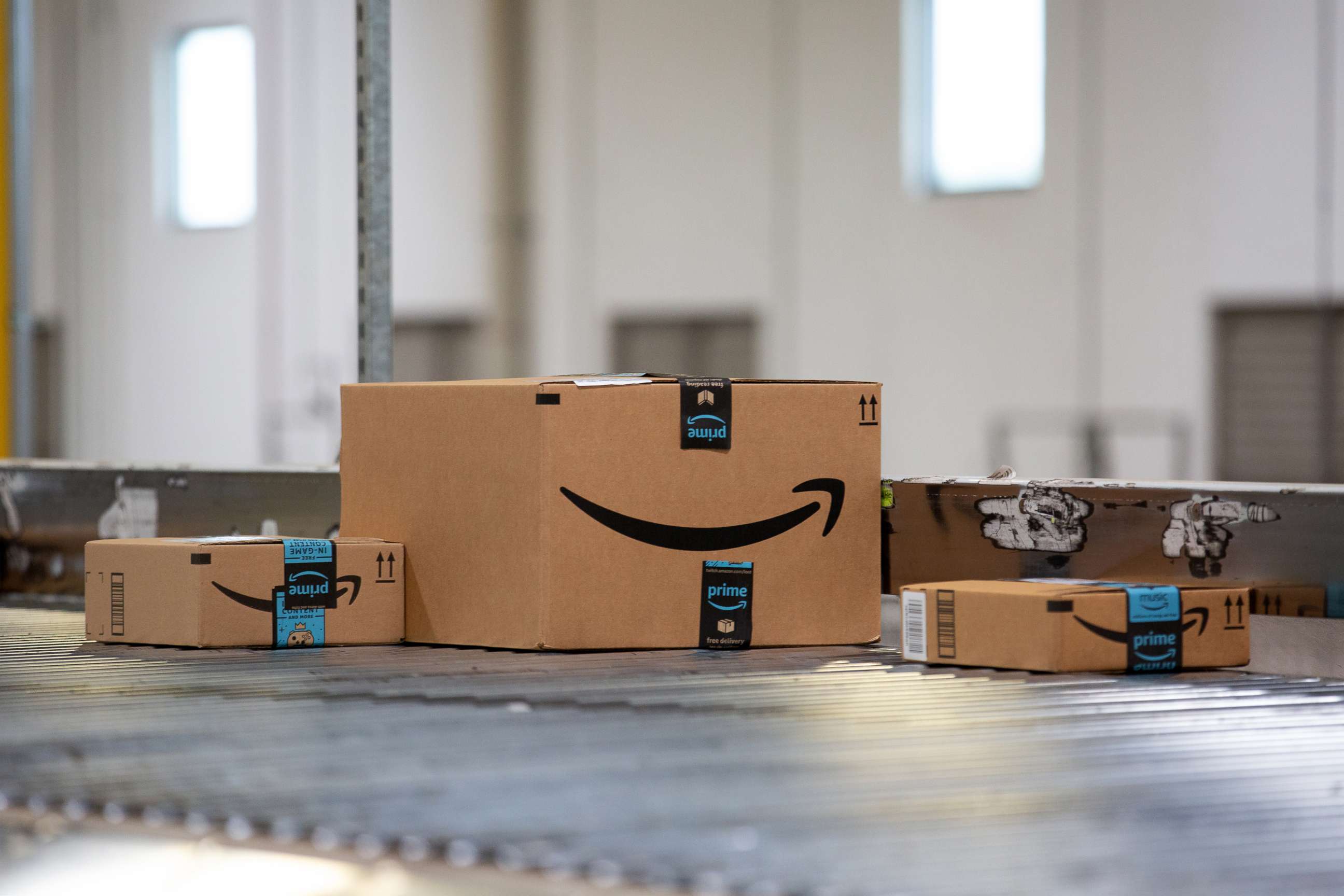 PHOTO: Packages move along a conveyor belt at the Amazon.com Inc. fulfillment center in Robbinsville, New Jersey, June 7, 2018.