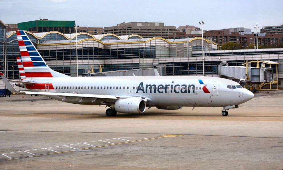 PHOTO: An American Airlines Boeing 737 passenger plane taxis from a gate to the runway at Ronald Reagan Washington National Airport in Washington, D.C.