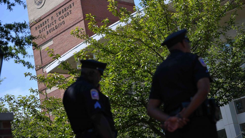 Video shows alleged gunman in Maryland newsroom shooting being led out ...