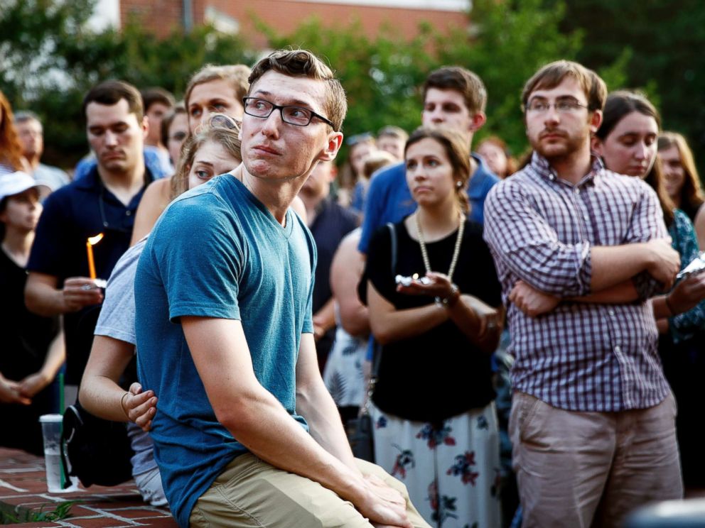 PHOTO: People gather for a vigil in response to a shooting in the Capital Gazette newsroom on June 29, 2018, in Annapolis, Md.