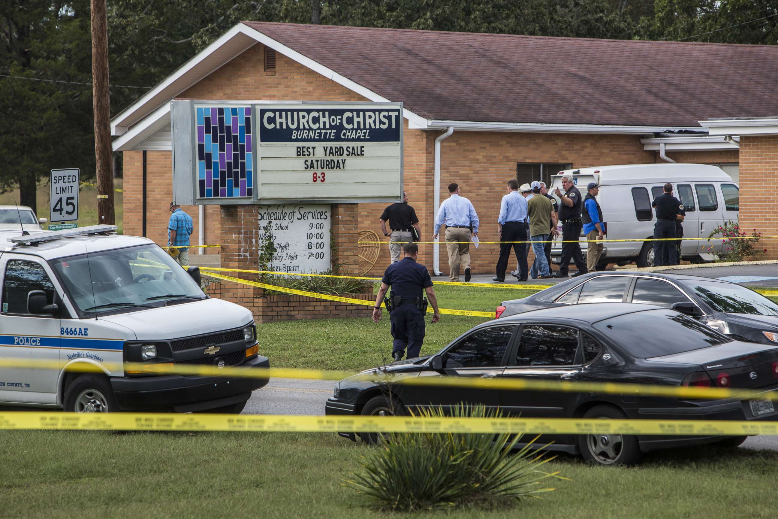 PHOTO: Law enforcement continues their investigation around the Burnette Chapel Church of Christ on September 24, 2017 in Antioch, Tenn.