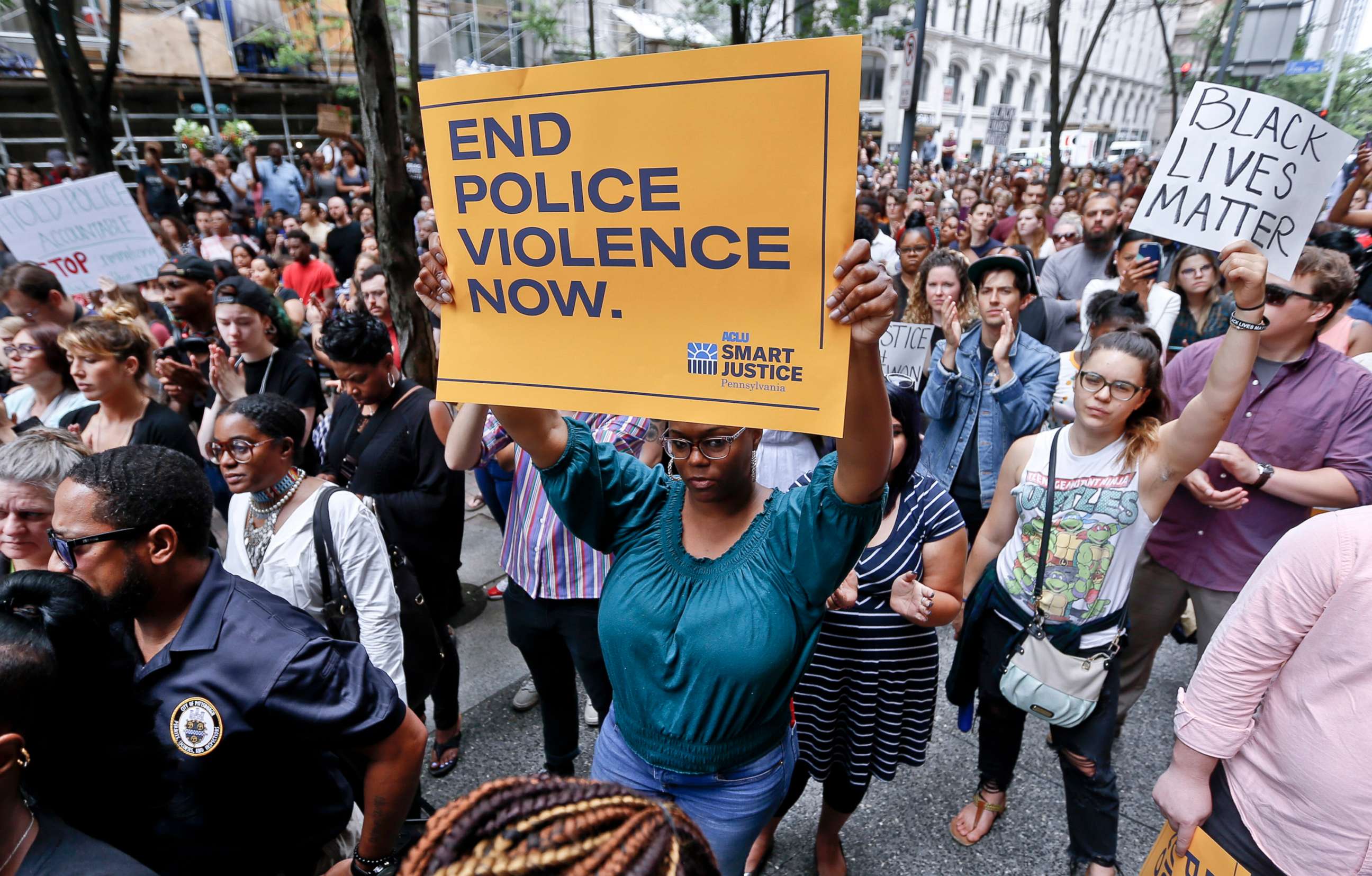 PHOTO: Protesters rally in front of the Allegheny County Courthouse June 21, 2018, in Pittsburgh for the killing of Antwon Rose Jr.