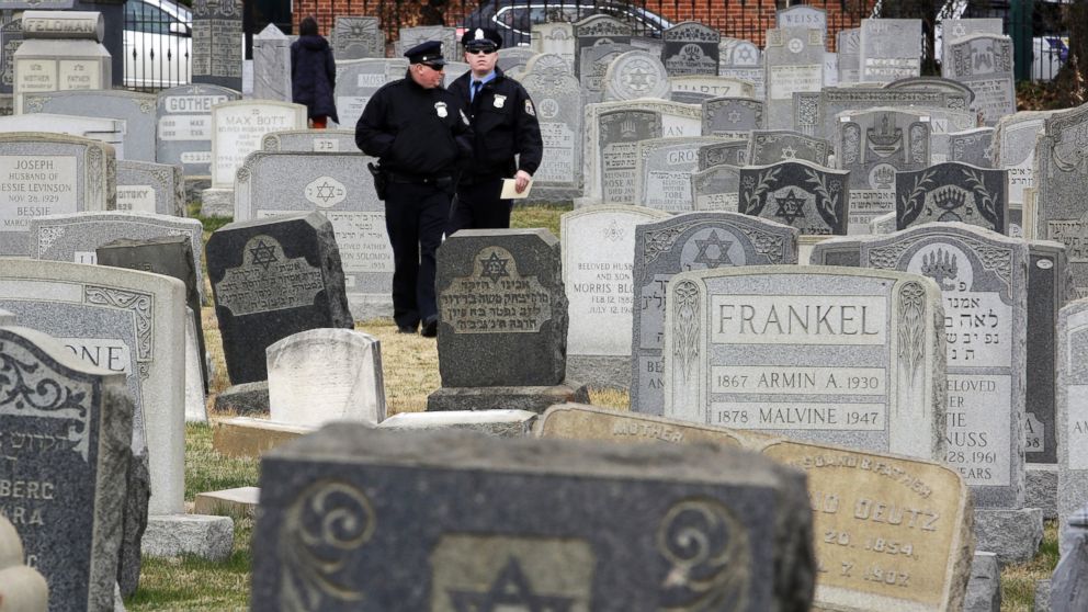 PHOTO: Philadelphia Police walk through Mount Carmel Cemetery, Monday, Feb. 27, 2017, in Philadelphia.