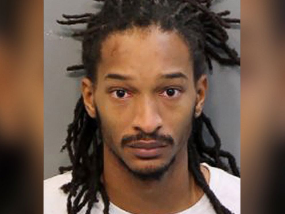 PHOTO: In this undated photo released by the Chattanooga Police Department, Johnthony Walker, 24, poses for a photo.