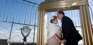 Meet Some Of The Couples Who Were Married On Valentine S Day At The Empire State Building Abc News