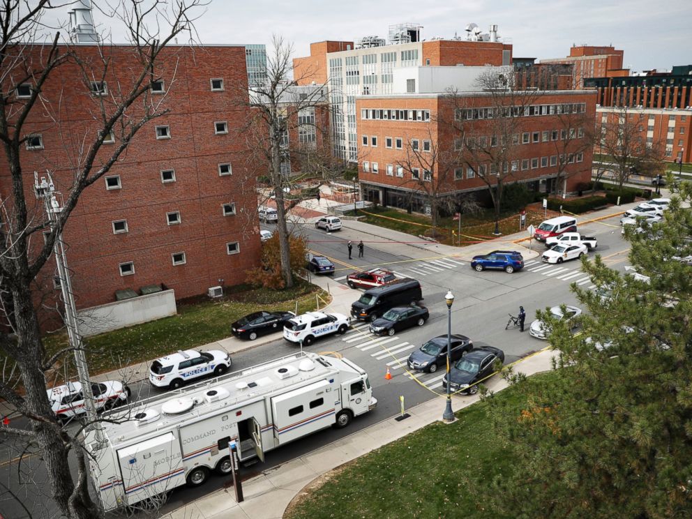 PHOTO: Police respond to an attack on campus at Ohio State University, Monday, Nov. 28, 2016, in Columbus, Ohio.