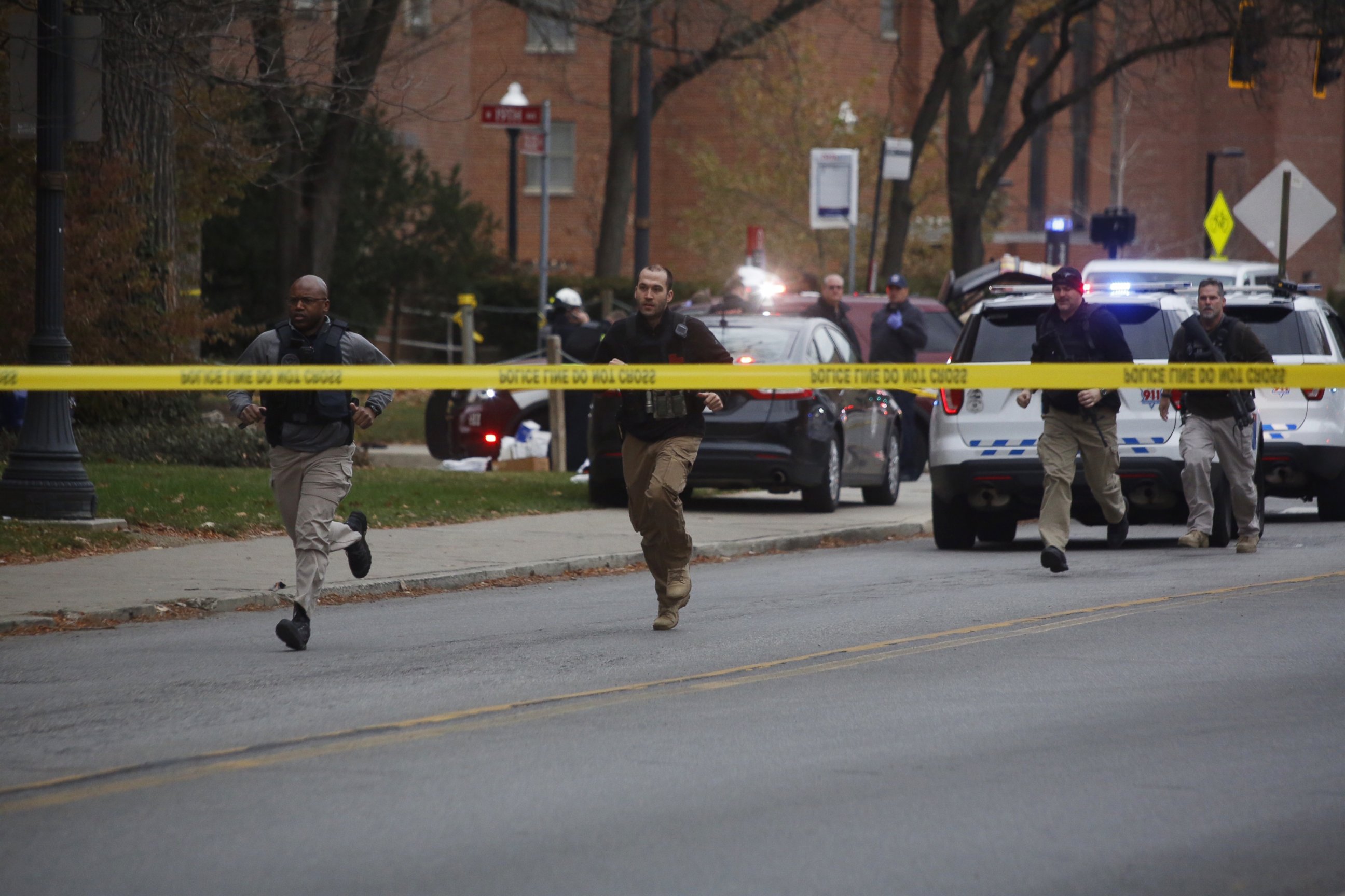 PHOTO: Police respond to reports of an active shooter on campus at Ohio State University on Monday, Nov. 28, 2016, in Columbus, Ohio.
