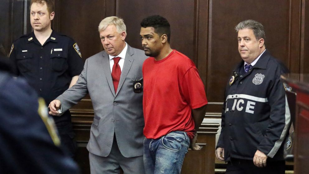 PHOTO: Richard Rojas, of the Bronx, N.Y., is escorted to his arraignment in Manhattan Criminal Court, in New York, May 19, 2017.