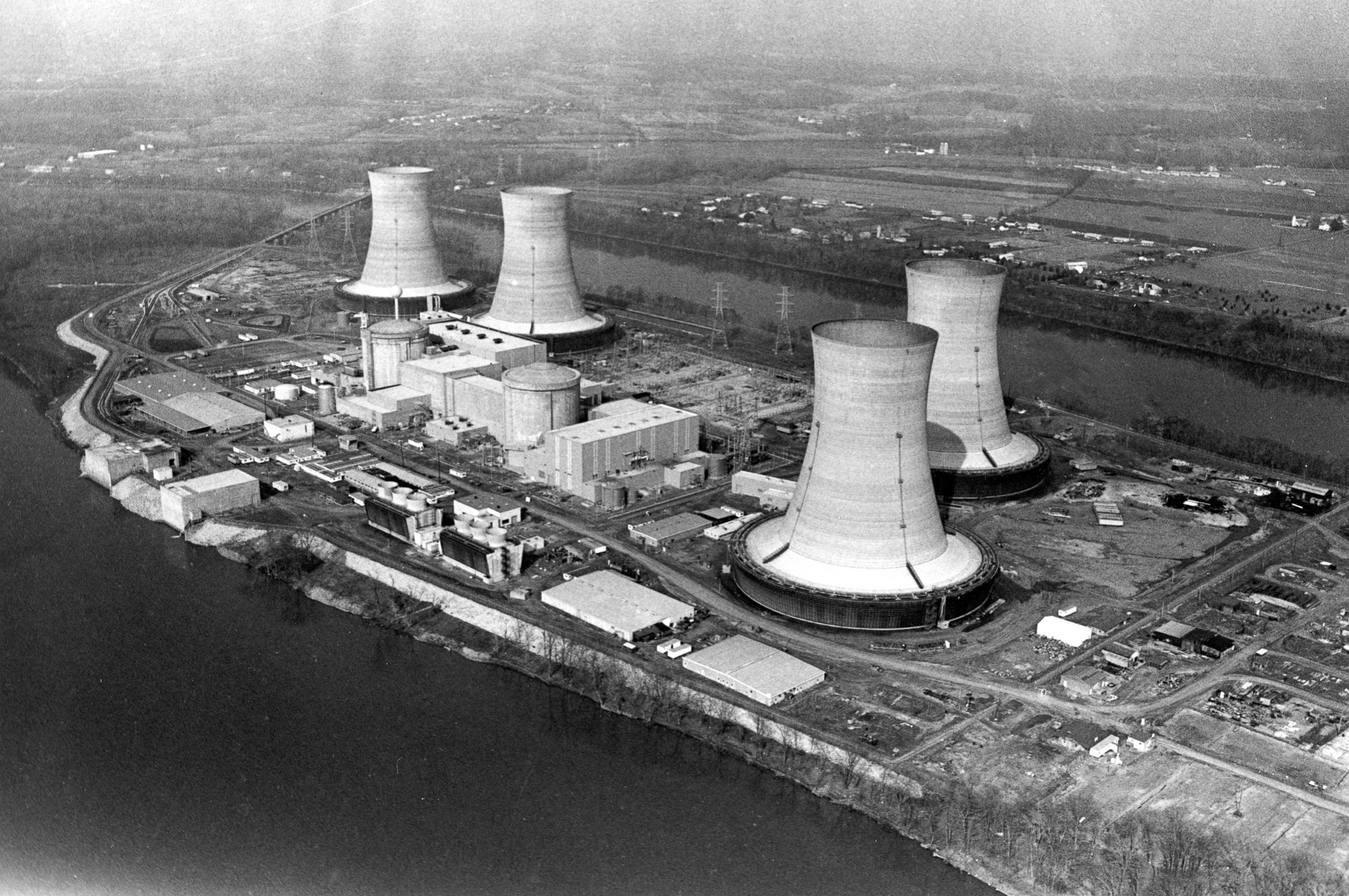 PHOTO: This March 30, 1979, file photo shows an aerial view of the Three Mile Island nuclear power plant near Harrisburg, Pa.