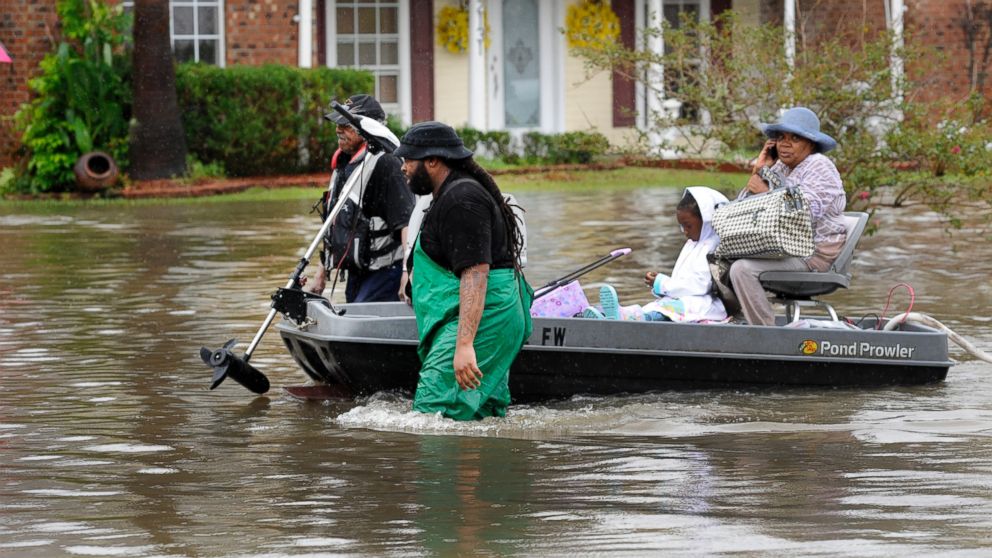 'Historic' Louisiana Flooding: 3 Dead, More Than 1,000 Rescued - ABC News