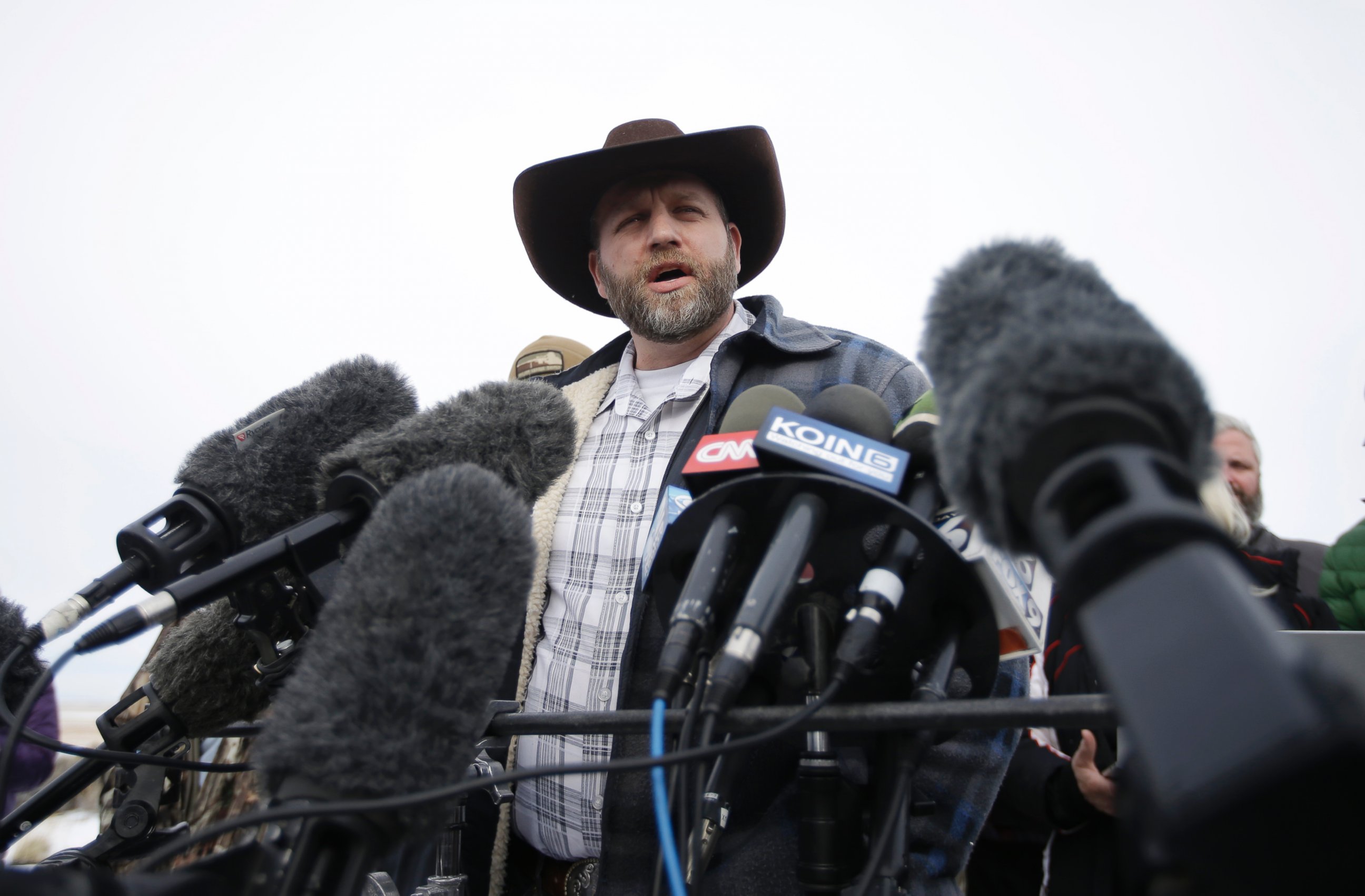 PHOTO: Ammon Bundy, one of the sons of Nevada rancher Cliven Bundy, speaks with reporters during a news conference at Malheur National Wildlife Refuge headquarters, Jan. 4, 2016, near Burns, Ore.