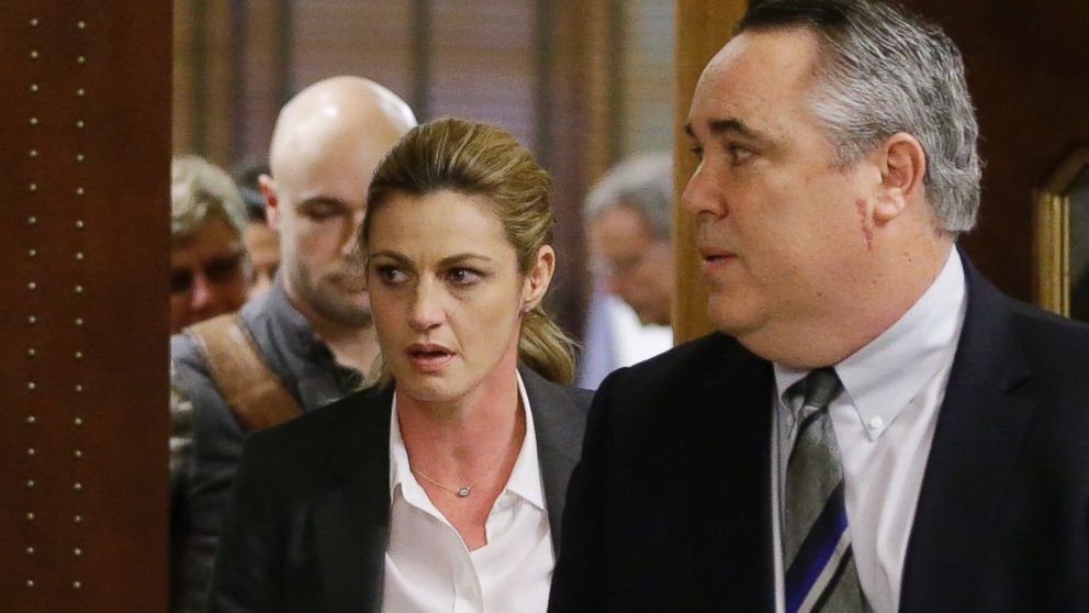 Sportscaster and television host Erin Andrews leaves the courtroom with attorney Scott Carr after the verdict was read in her lawsuit March 7, 2016, in Nashville, Tenn.