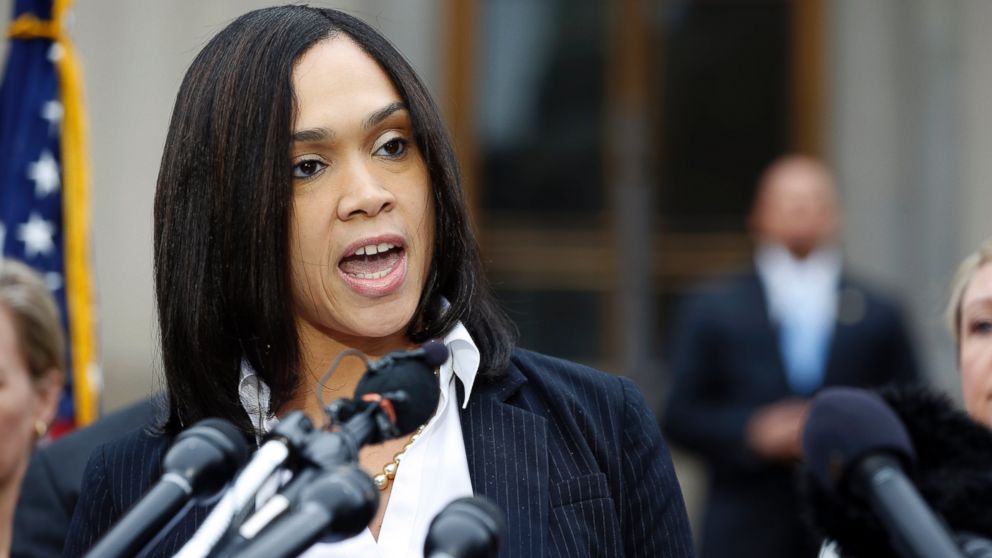 PHOTO: Marilyn Mosby, Baltimore state's attorney, speaks during a media availability, May 1, 2015 in Baltimore. 