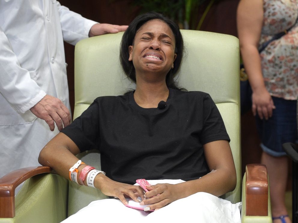 PHOTO: Patience Carter, a victim in the Pulse nightclub shooting from Philadelphia, becomes emotional after giving her story during a news conference at Florida Hospital Orlando, June 14, 2016, in Orlando, F