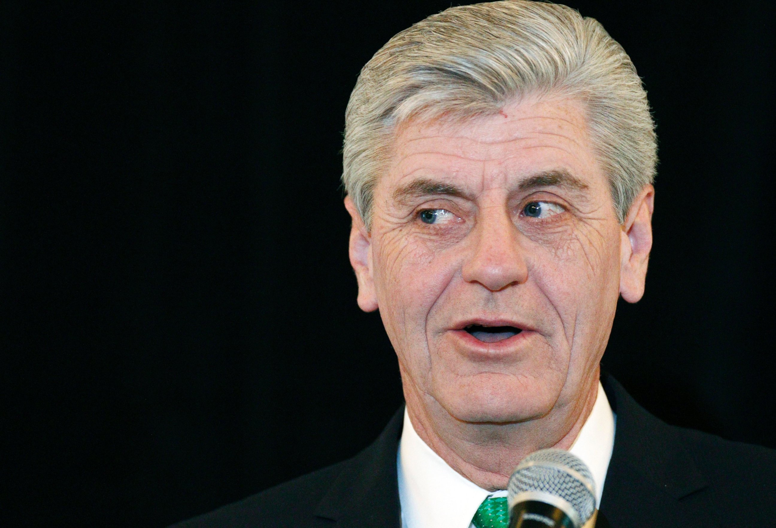 PHOTO: Mississippi Gov. Phil Bryant addresses a children's mental health conference in Jackson, Miss., May 6, 2016.